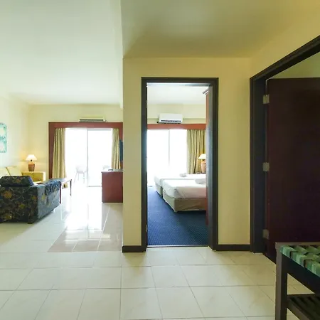 Rainbow Paradise Beach Resort Tanjung Bungah  Exterior photo