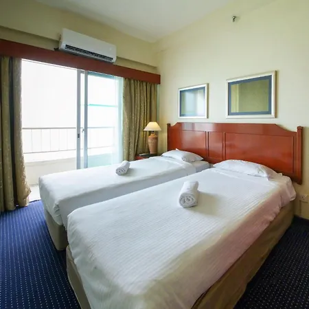 Rainbow Paradise Beach Resort Tanjung Bungah  Exterior photo