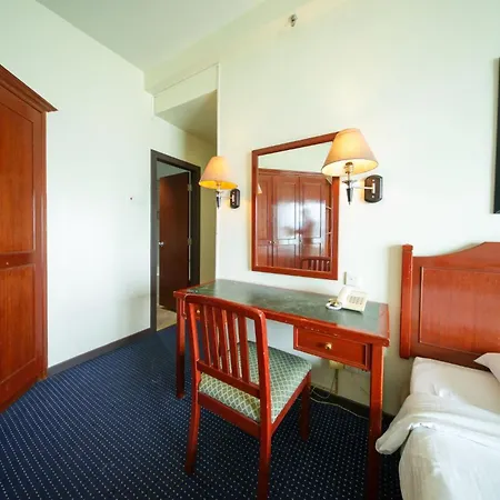 Rainbow Paradise Beach Resort Tanjung Bungah  Exterior photo