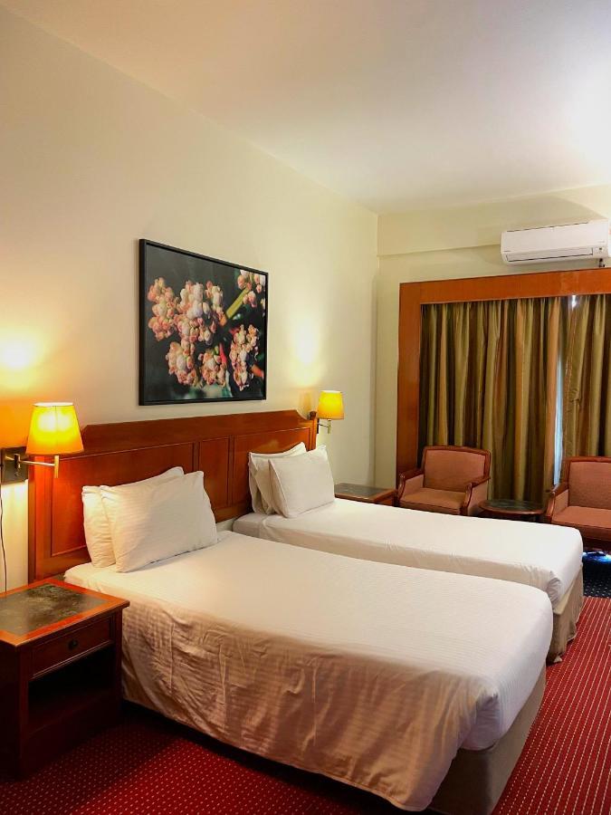 Resor Rainbow Paradise