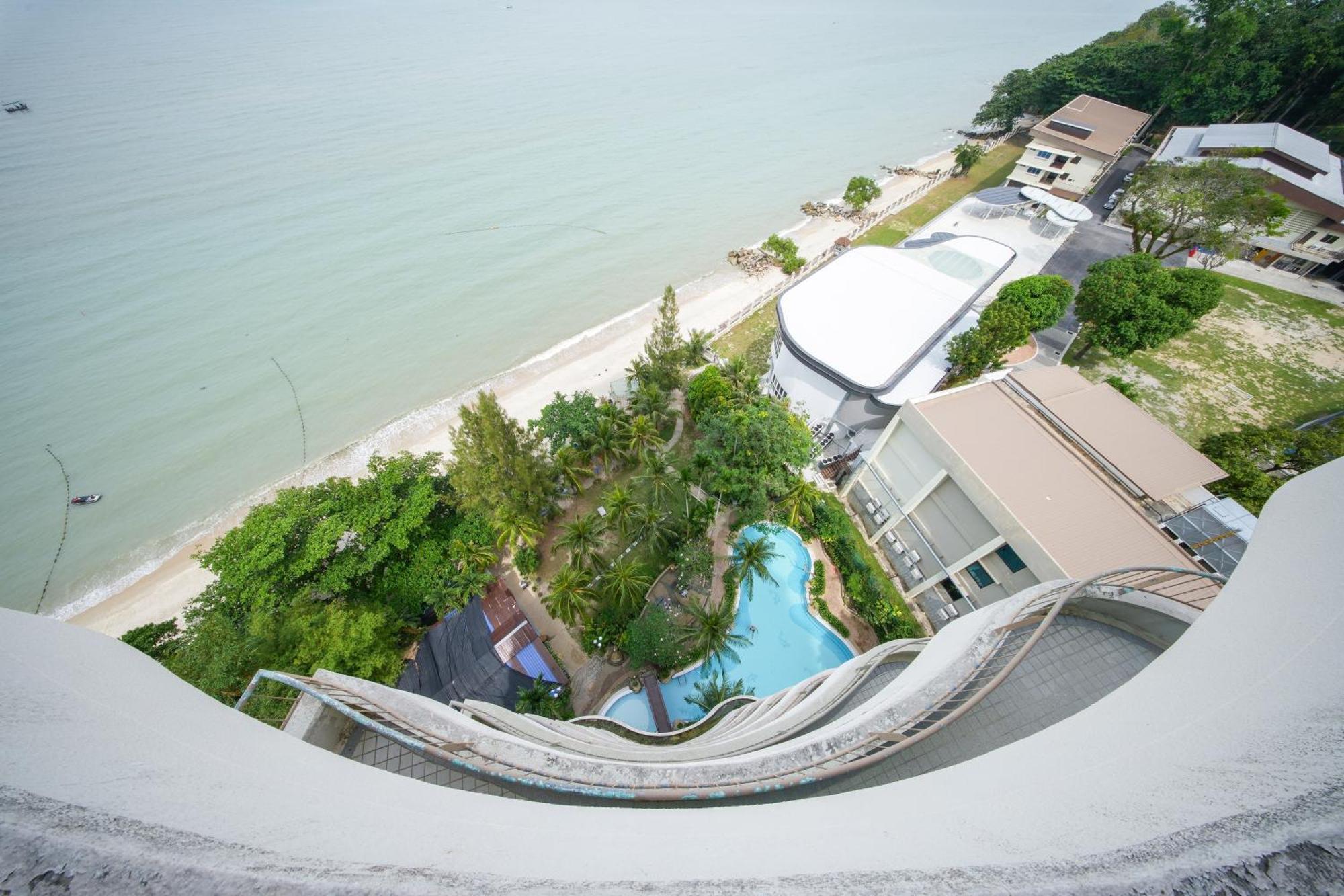 Rainbow Paradise Tanjung Bungah (Penang)