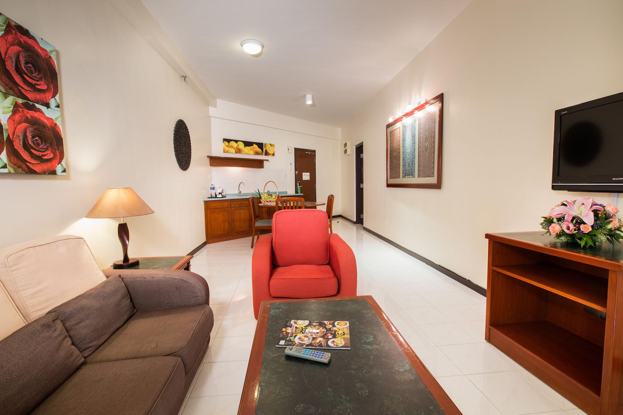 Rainbow Paradise Resort 4*