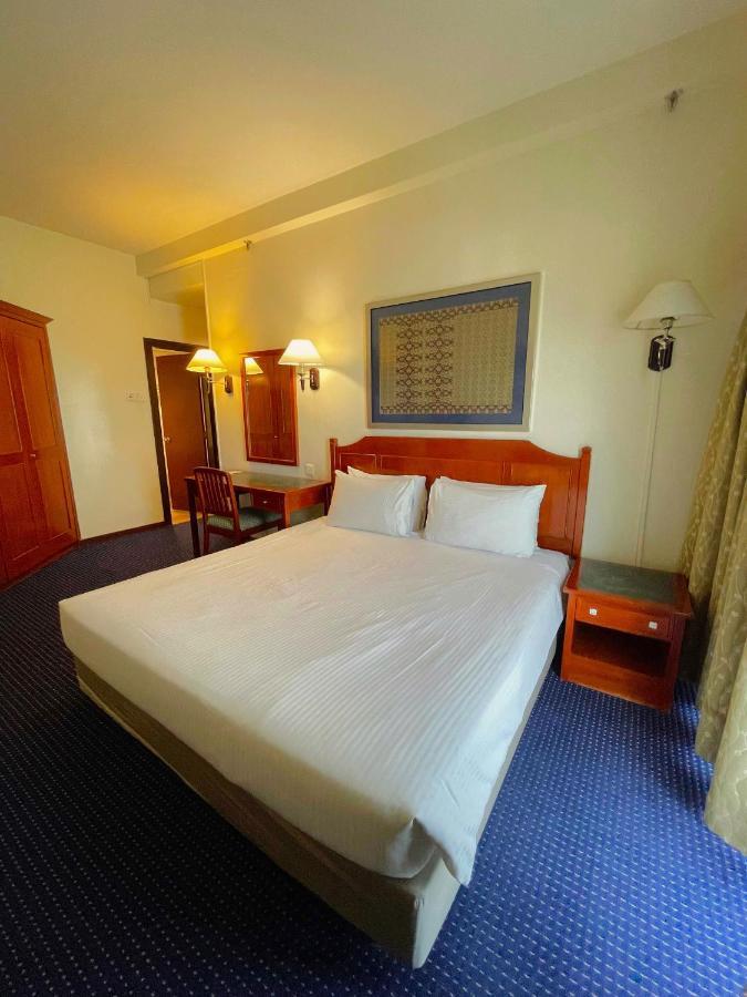 Resort Rainbow Paradise 4*