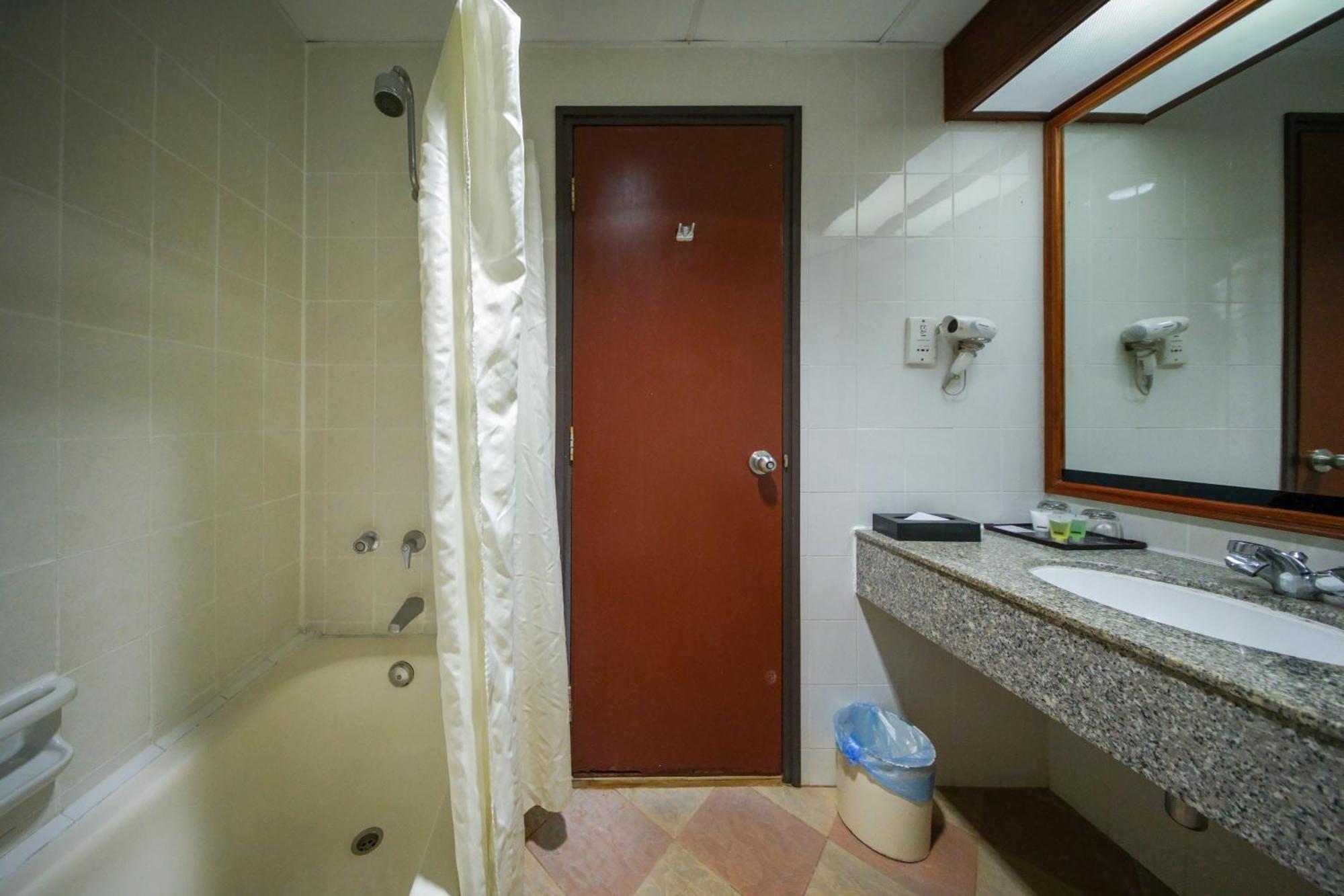 Rainbow Paradise Resort Tanjung Bungah (Penang)