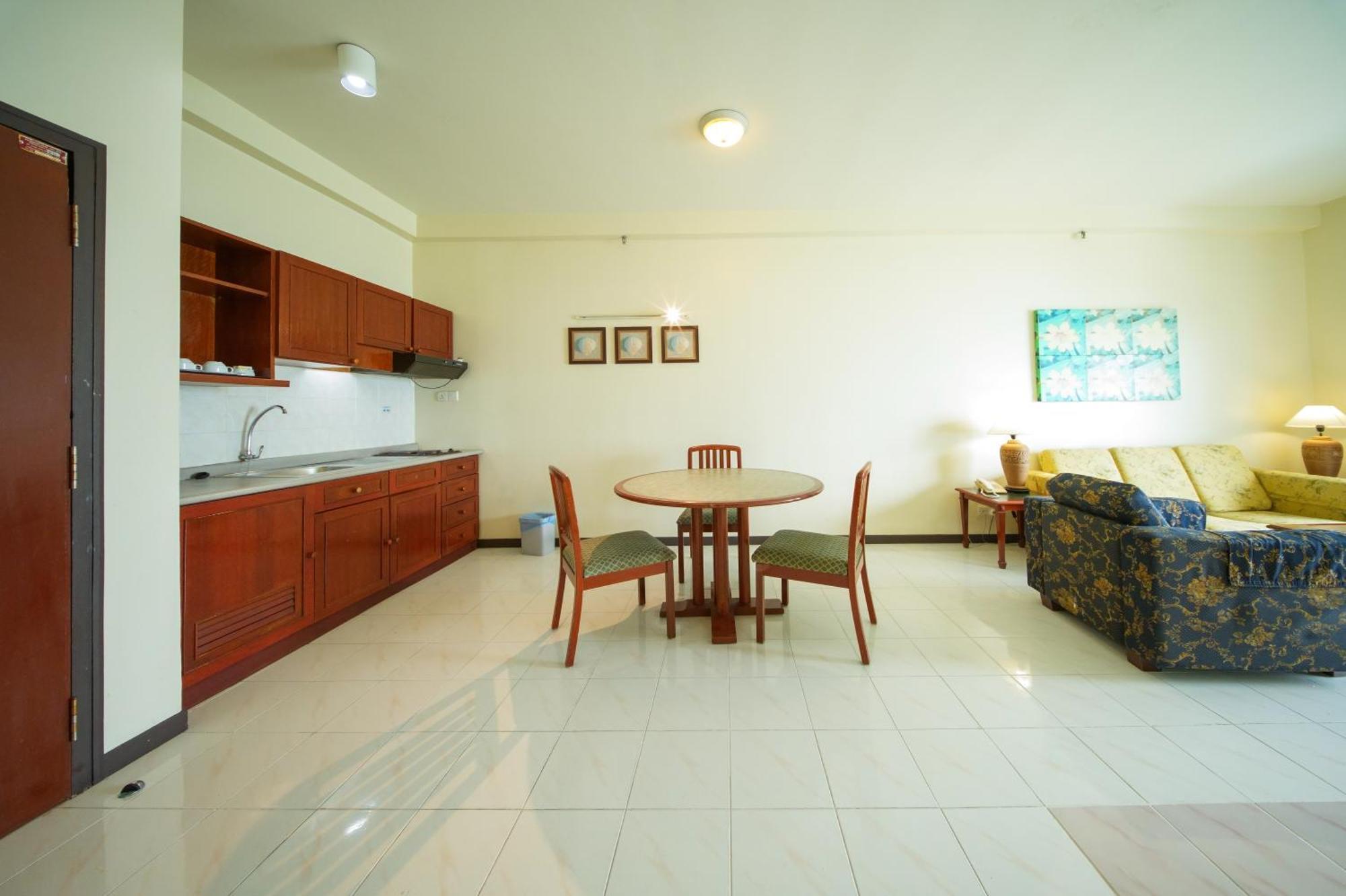 Rainbow Paradise Resort Tanjung Bungah (Penang)